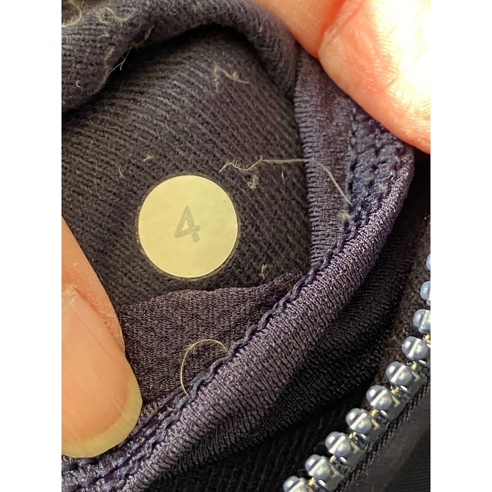 Lululemon Reversible Down Coat Full Zip Hooded Quilted Navy Blue Womens Size 4 - Picture 2 of 8